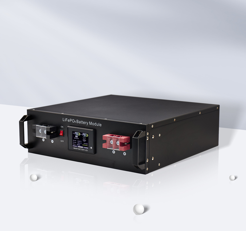 Pas de omvormers van het rack-mount aan